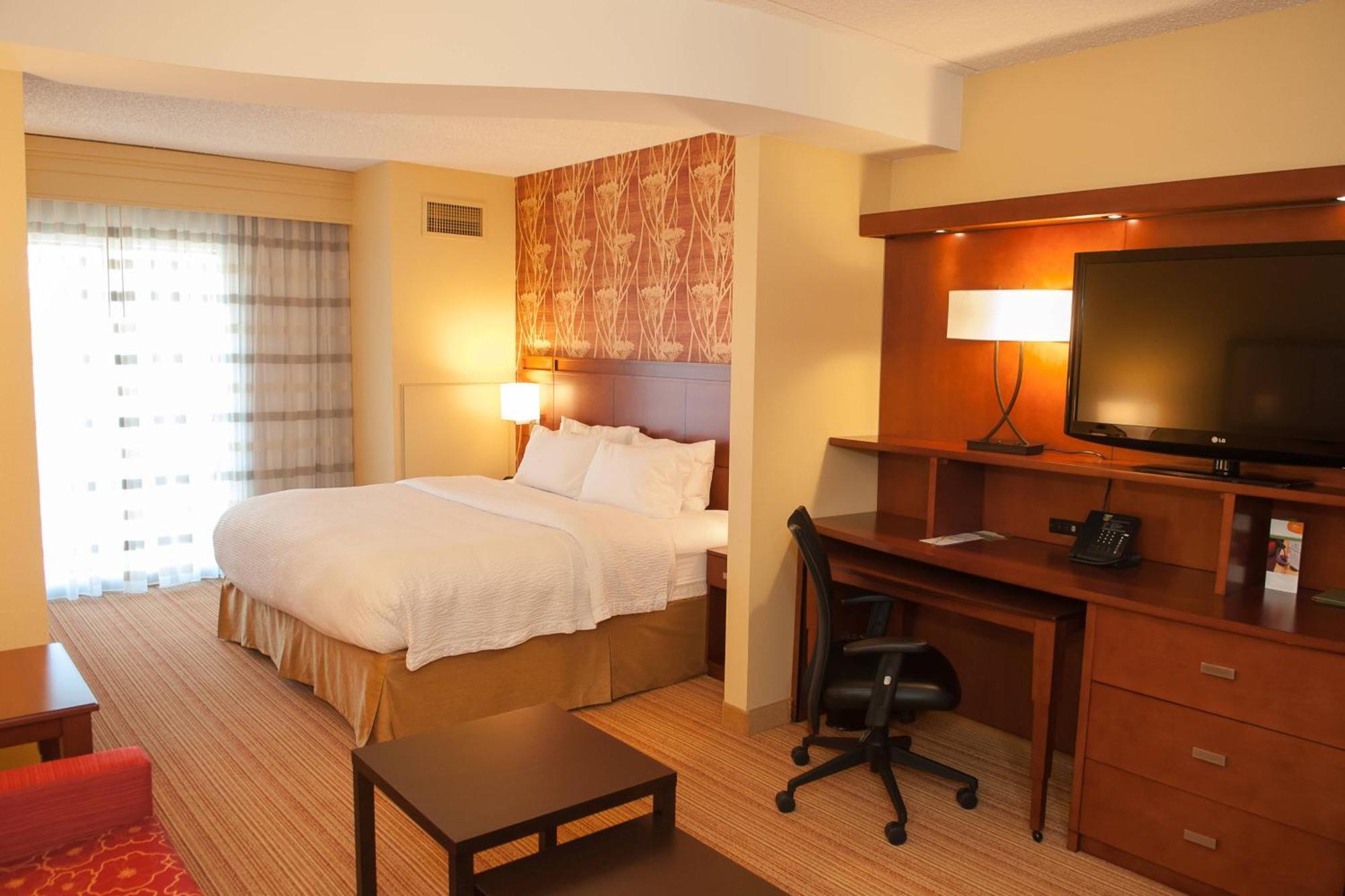 Courtyard By Marriott Pittsburgh North/Cranberry Woods Ξενοδοχείο Cranberry Township Εξωτερικό φωτογραφία